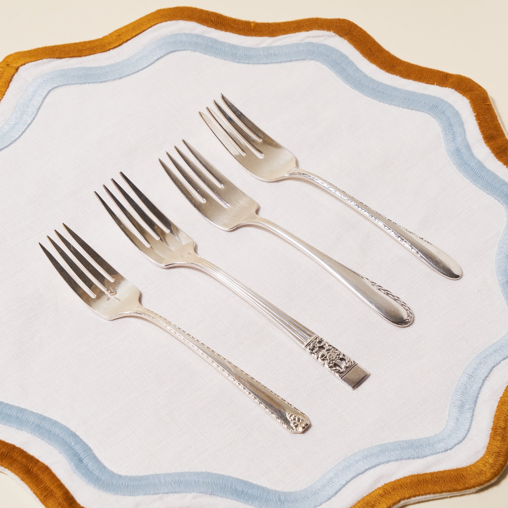 Collectible silverware deals