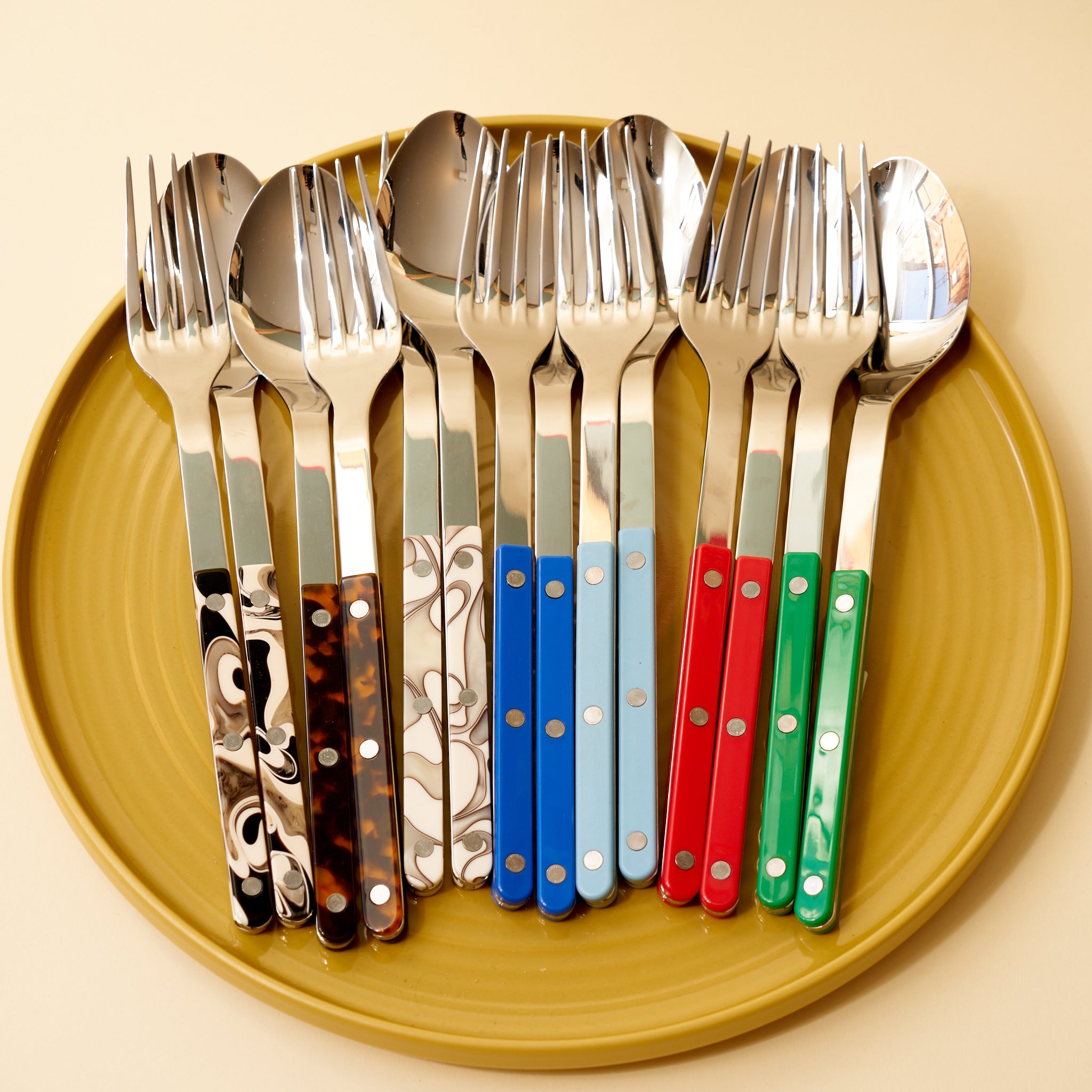 Bistrot Serving Set - Red