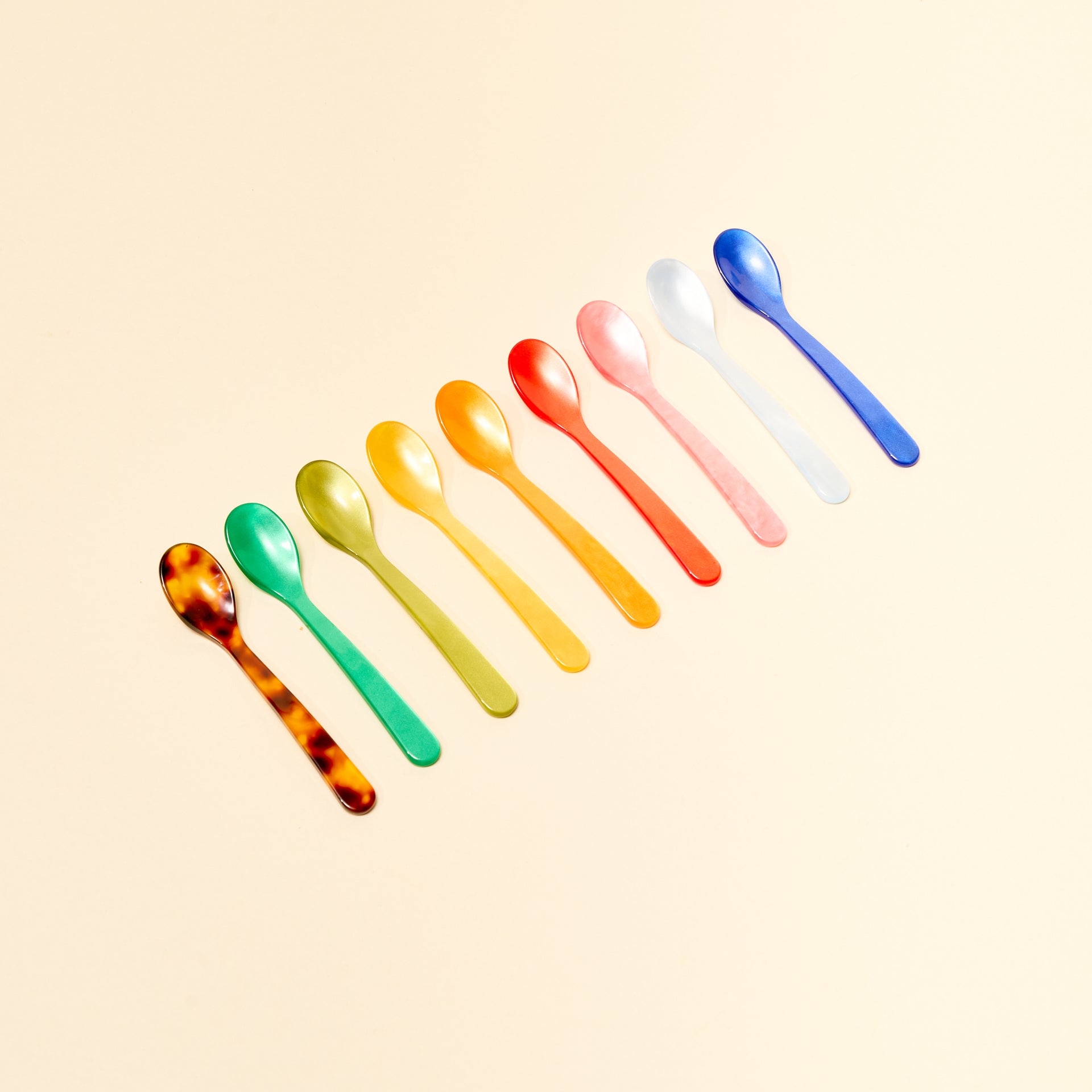 tortoise, sunny, orange, coral, rosa, pink, light blue, iris, green, olive