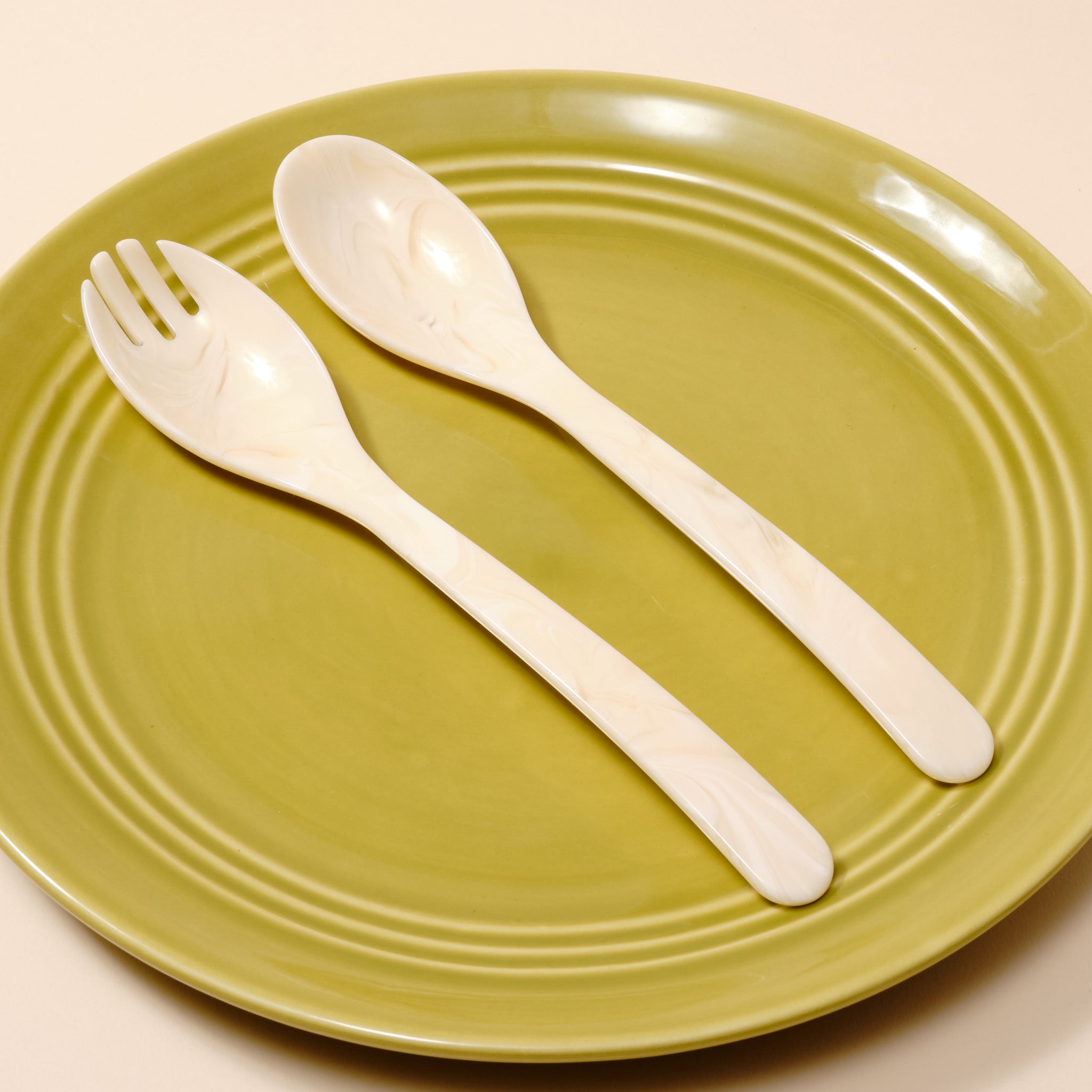 Resin Salad Servers (Pair)
