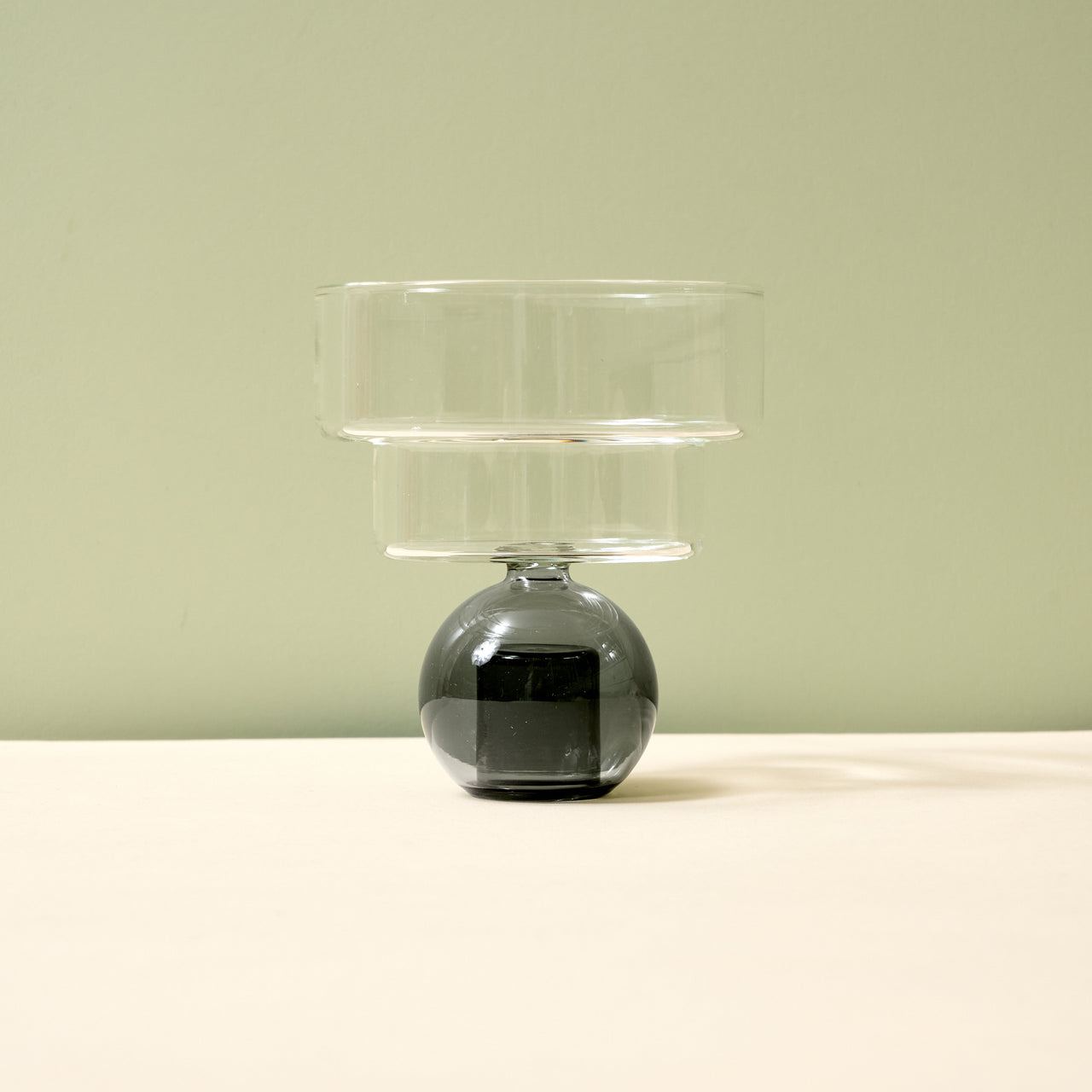Clear / Black